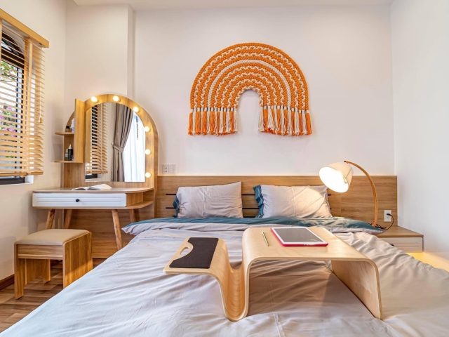 Mobilă la comandă pentru dressing în Brașov – cum îți organizezi spațiul fără compromisuri
